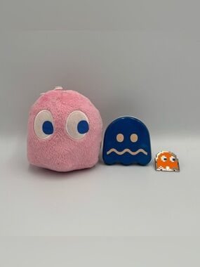 RARE Pac Man Toy Lot- “Pinky" Pink Ghost Plush Blue Ghost Tin Orange  Pac-Man